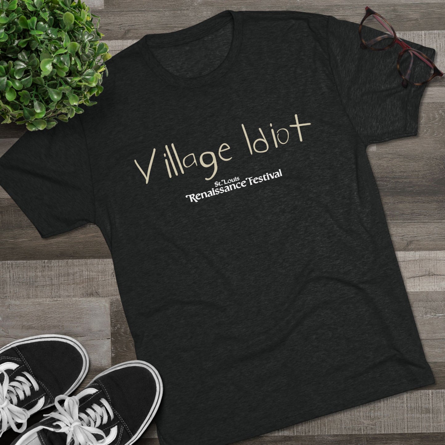 Village Idiot -T-Shirt